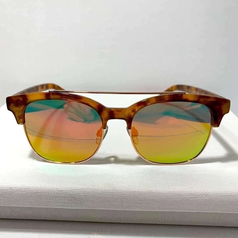 NWOT clubmaster tortoise and gold sunglasses